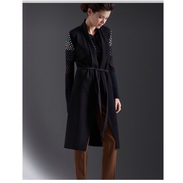 Nwt Carlisle New York Beautiful Long Black Belted Knit Vest